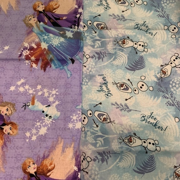 Disney Frozen fabric fat quarters. Elsa & Anna. Bundle & save! - Picture 3 of 3